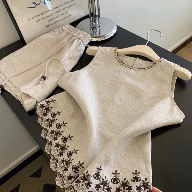Simple Old Money Style Cotton  - огляд і ціна Embroidery Uniform