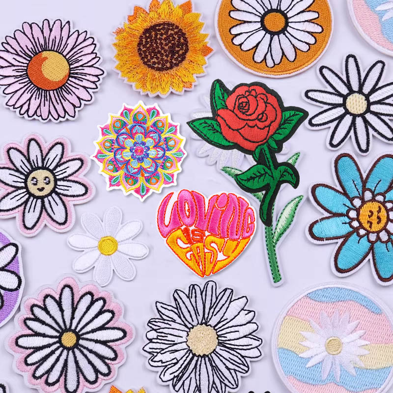 Small Daisy Patch Flowers Embr - огляд і ціна Embroidery Daisy Flower
