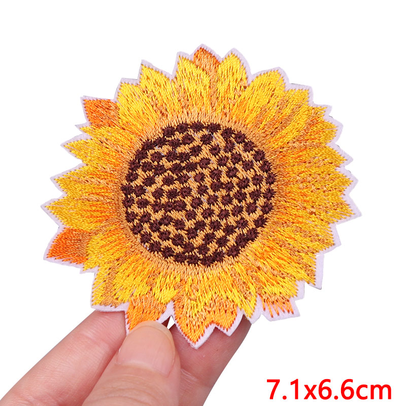 Small Daisy Patch Flowers Embr - огляд і ціна Embroidery Daisy Flower