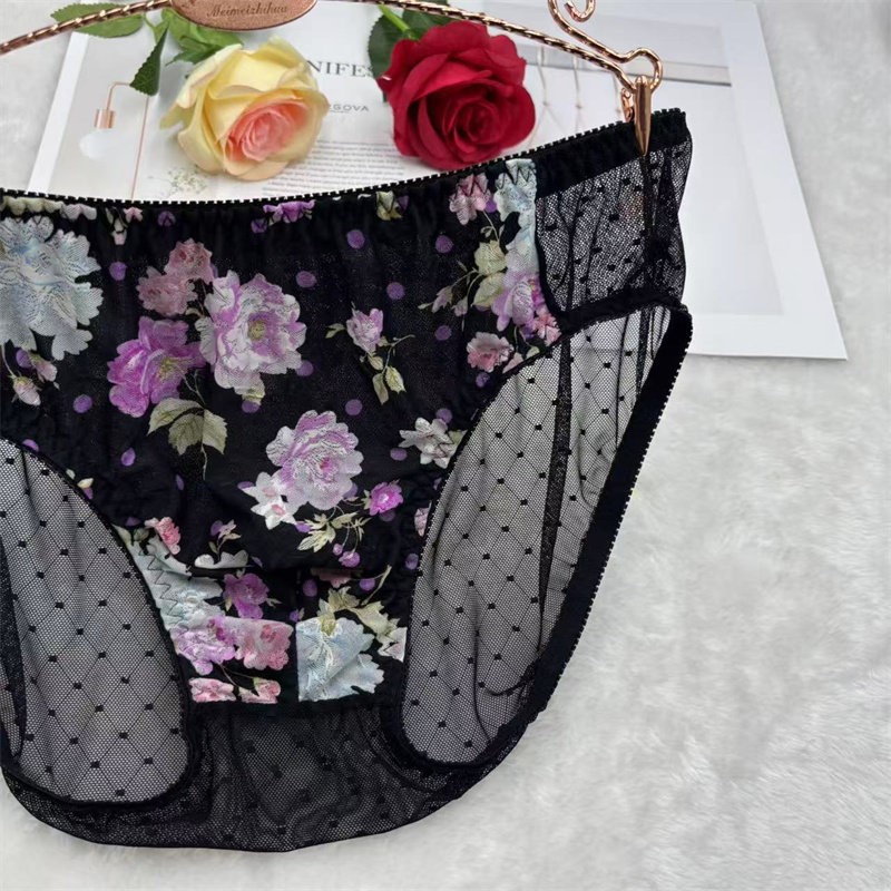 Man's Flower Embroidery Sexy P - огляд і ціна Embroidery Underwear