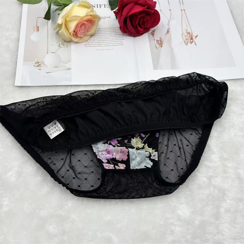 Man's Flower Embroidery Sexy P - огляд і ціна Embroidery Underwear